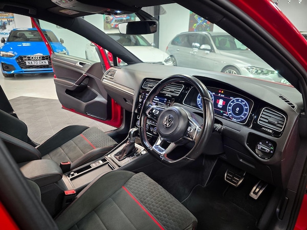 Used Volkswagen Golf 2019 for sale - 76214040: Photo 8