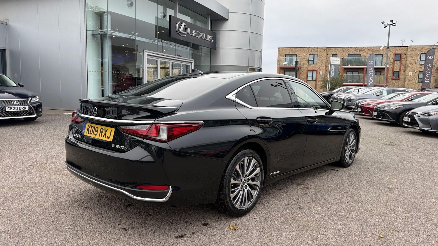 Used Lexus ES 2019 for sale - 76259126: Photo 11