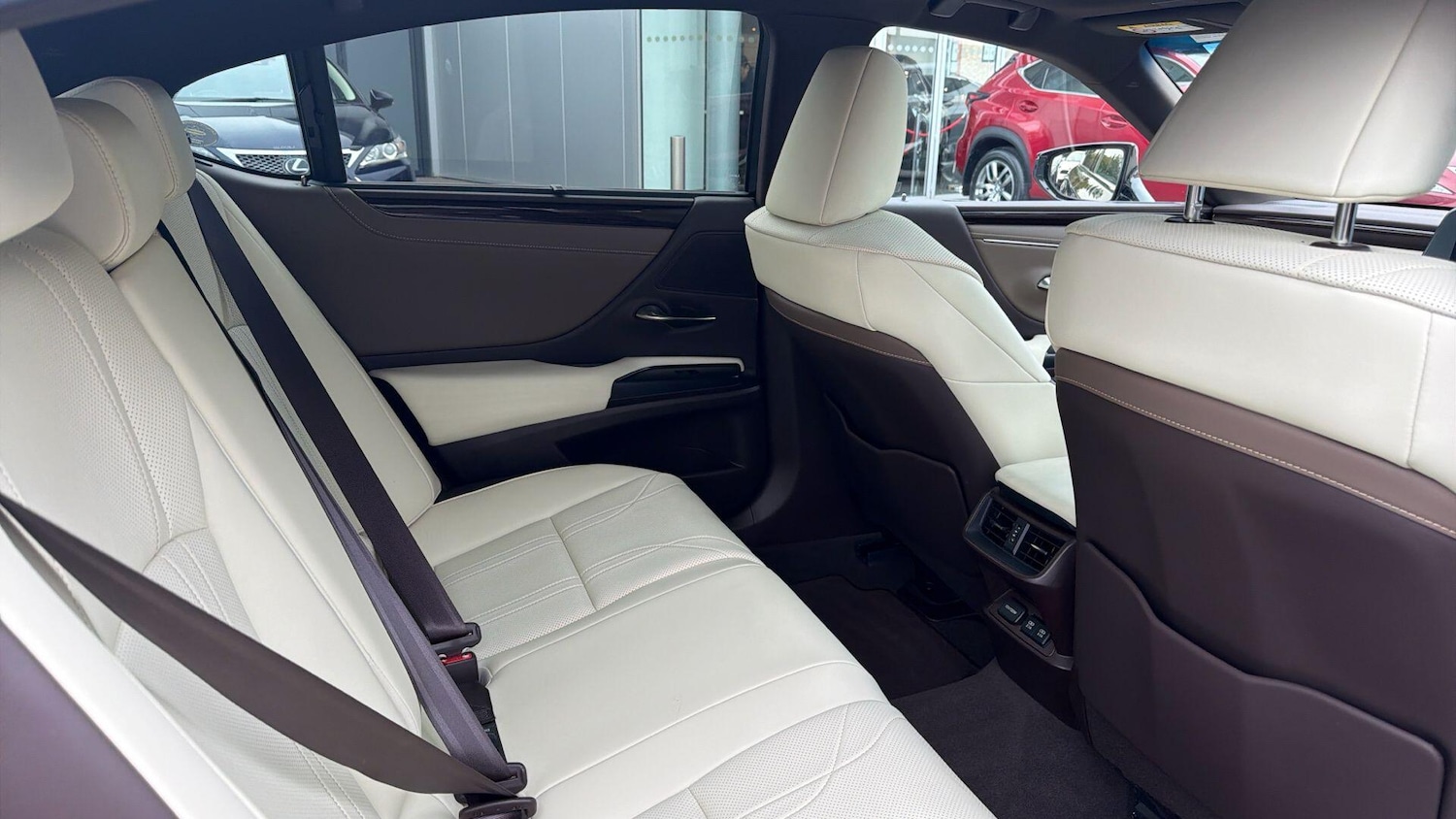 Used Lexus ES 2019 for sale - 76259126: Photo 19