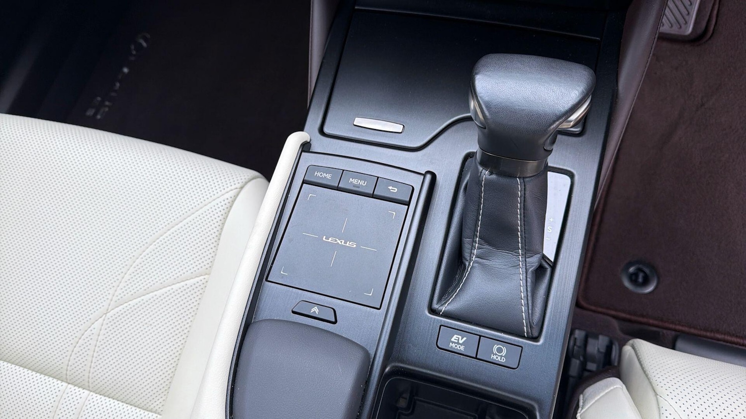 Used Lexus ES 2019 for sale - 76259126: Photo 33