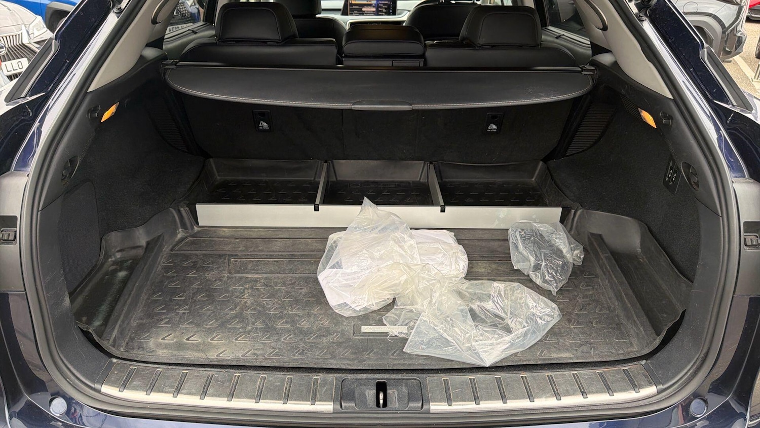 Used Lexus RX 2019 for sale - 76020883: Photo 18