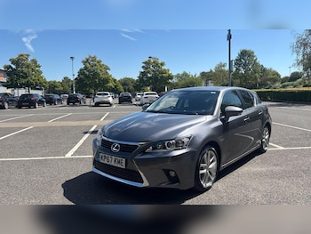 Used Lexus CT 2017 for sale - 79553103: Photo
