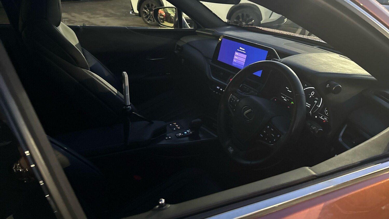 Used Lexus UX 2024 for sale - 76727780: Photo 19