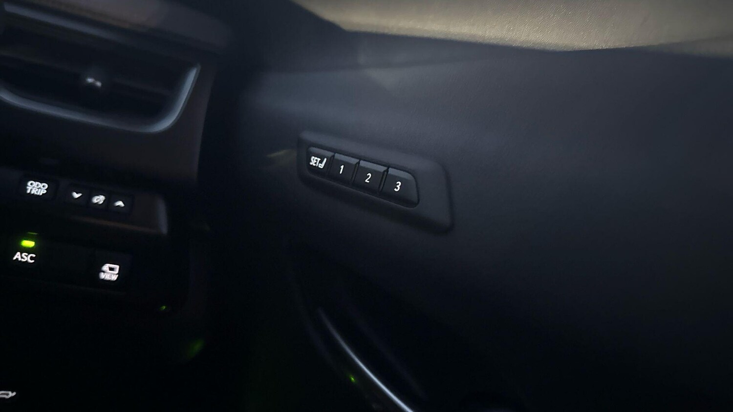 Used Lexus UX 2024 for sale - 76727780: Photo 33