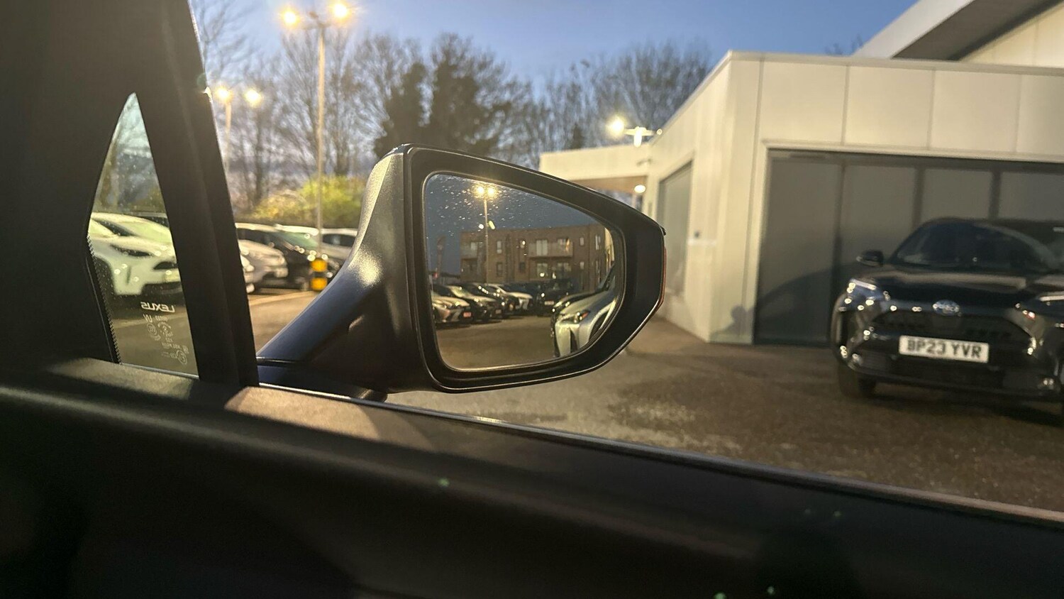 Used Lexus UX 2024 for sale - 76727780: Photo 42