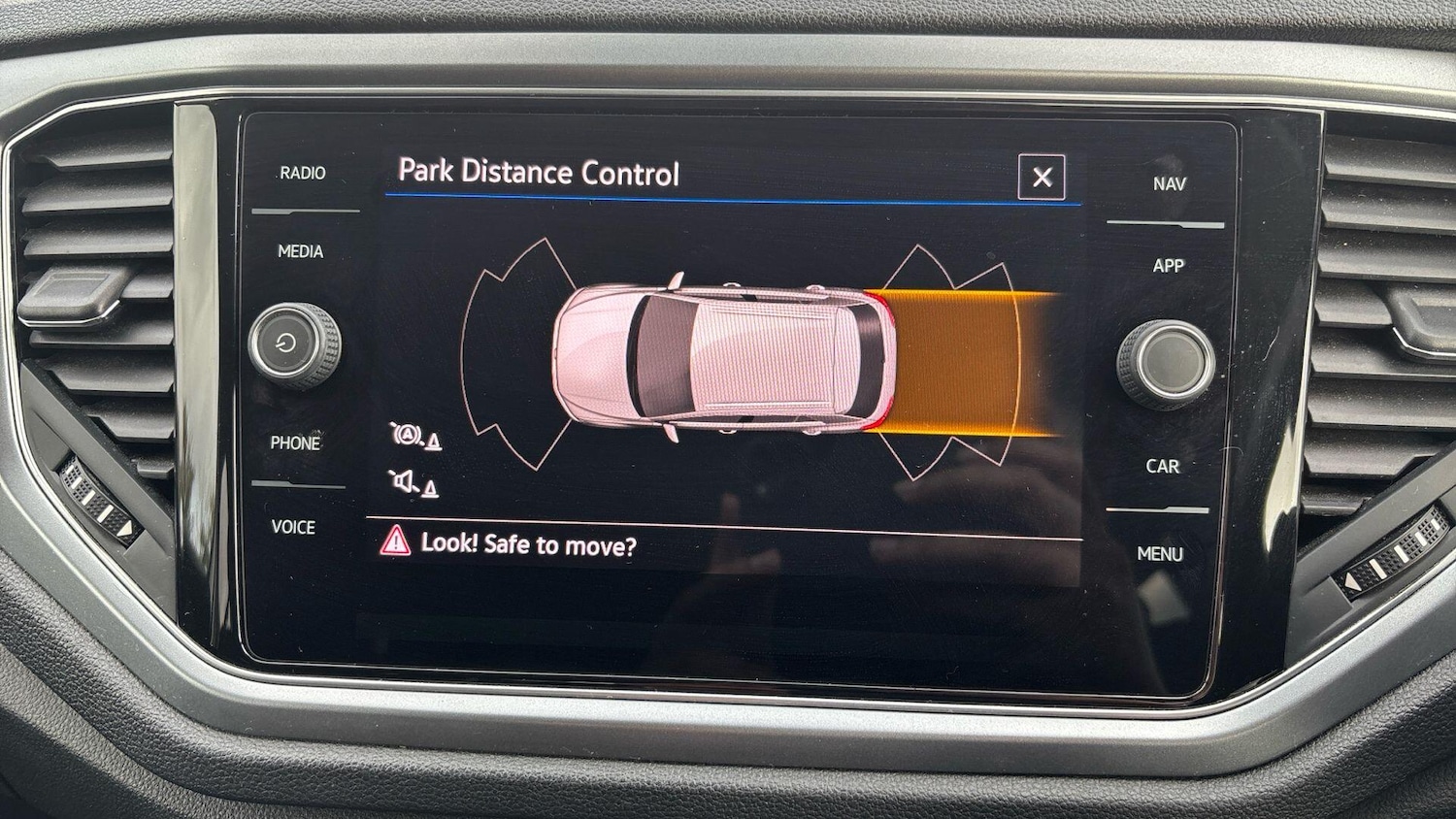 Used Volkswagen T-Roc 2021 for sale - 76422645: Photo 24