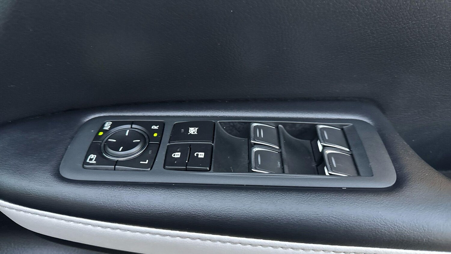 Used Lexus RX 2022 for sale - 77330371: Photo 26