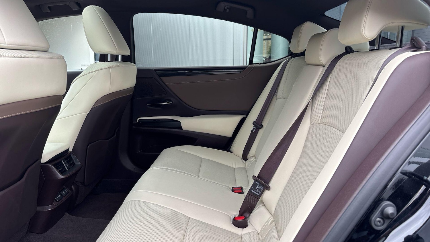 Used Lexus ES 2021 for sale - 76099549: Photo 17