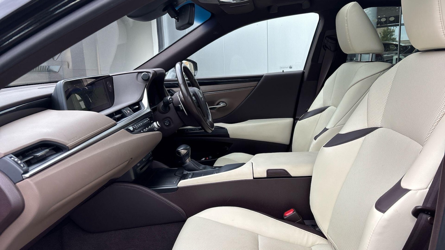 Used Lexus ES 2021 for sale - 76099549: Photo 9