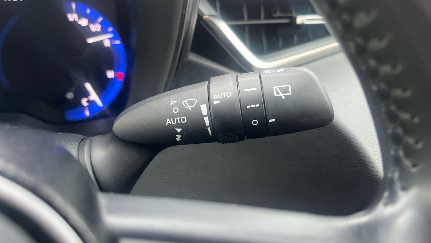 Used Toyota Corolla for sale - 77268141: Photo 40