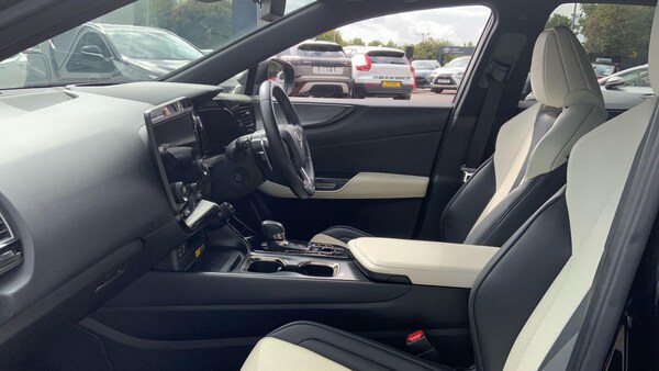 Used Lexus NX 2022 for sale - 76043030: Photo 9