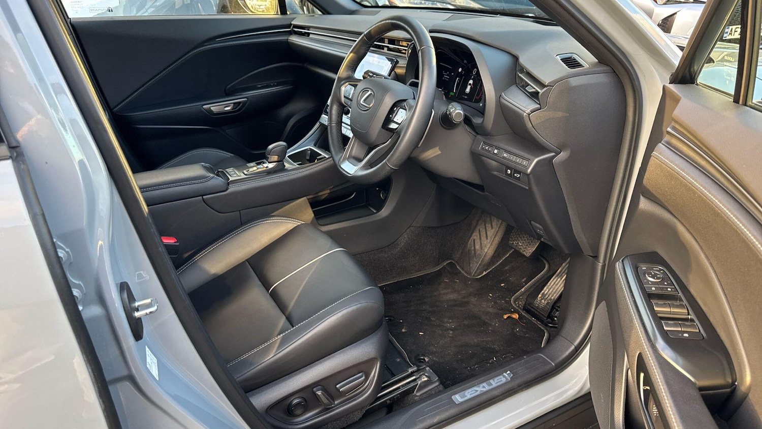 Used Lexus LBX 2025 for sale - 76994222: Photo 16