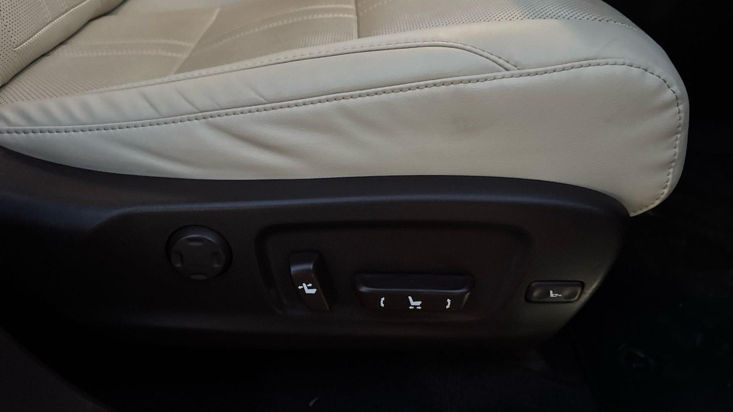 Used Lexus RX 2017 for sale - 77097944: Photo 38