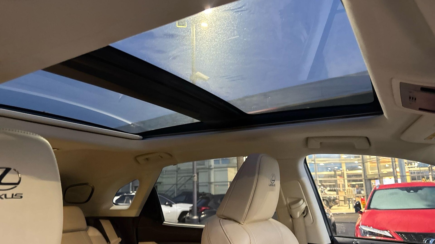 Used Lexus RX 2017 for sale - 77097944: Photo 40