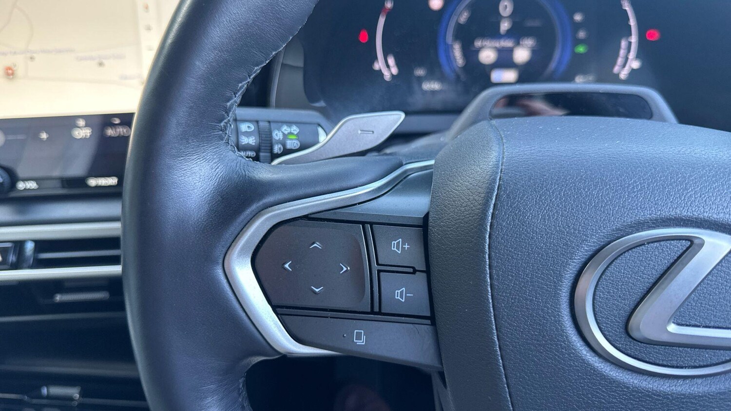 Used Lexus RX 2023 for sale - 78171497: Photo 17