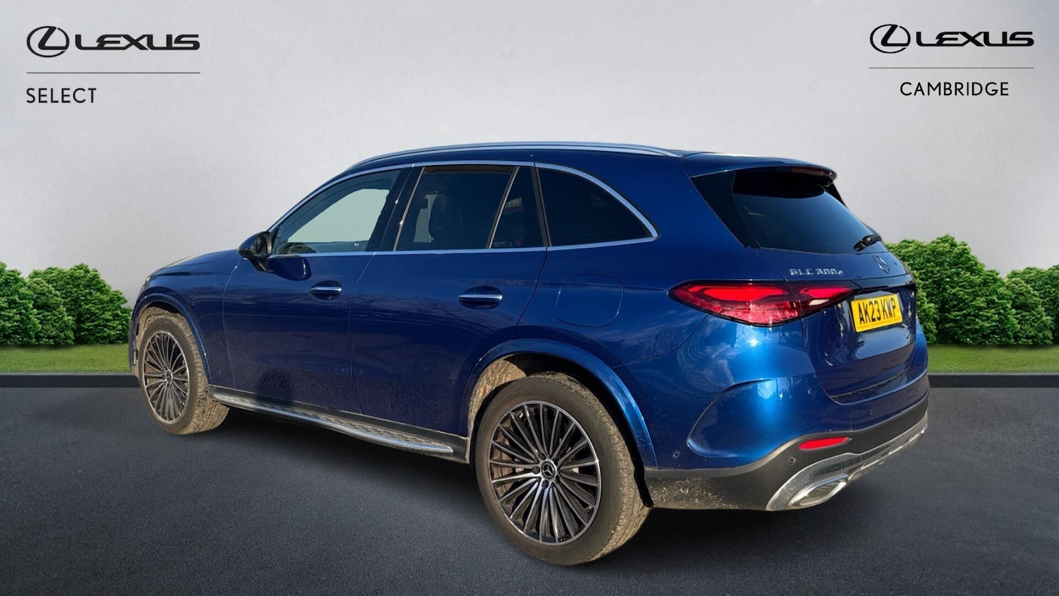 Used Mercedes-Benz GLC 2023 for sale - 76952710: Photo 2