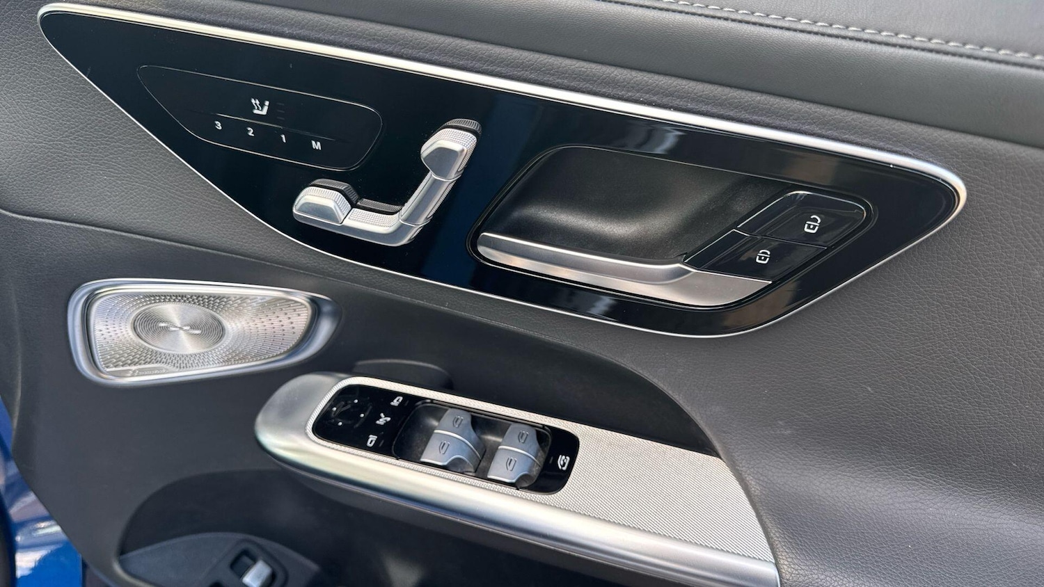 Used Mercedes-Benz GLC 2023 for sale - 76952710: Photo 21