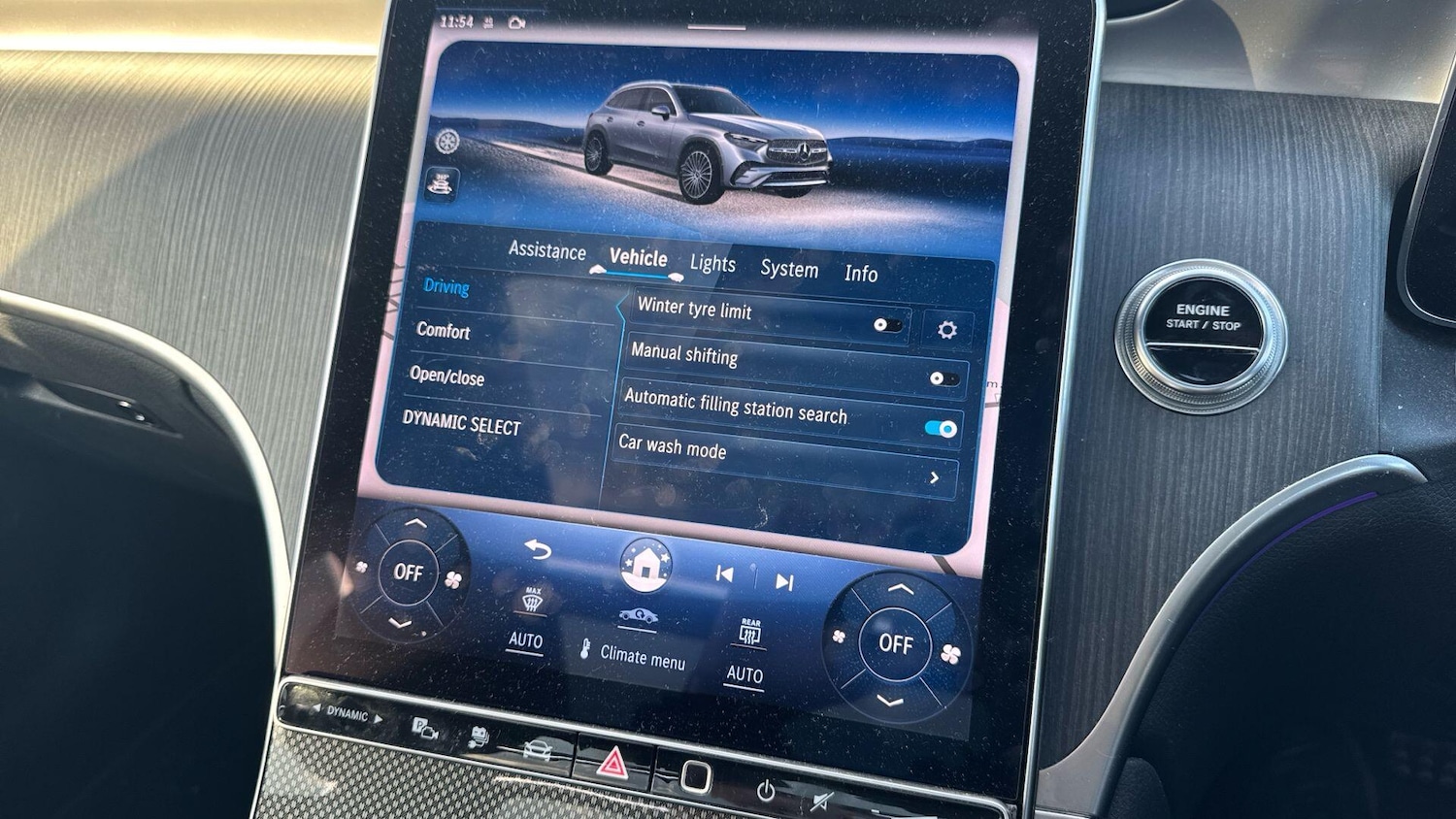 Used Mercedes-Benz GLC 2023 for sale - 76952710: Photo 28