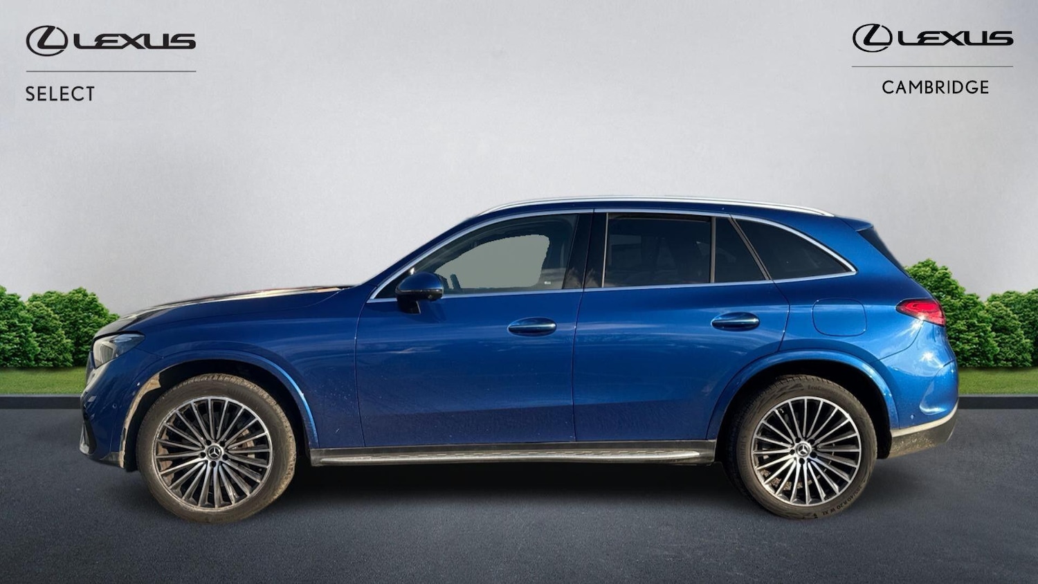 Used Mercedes-Benz GLC 2023 for sale - 76952710: Photo 3