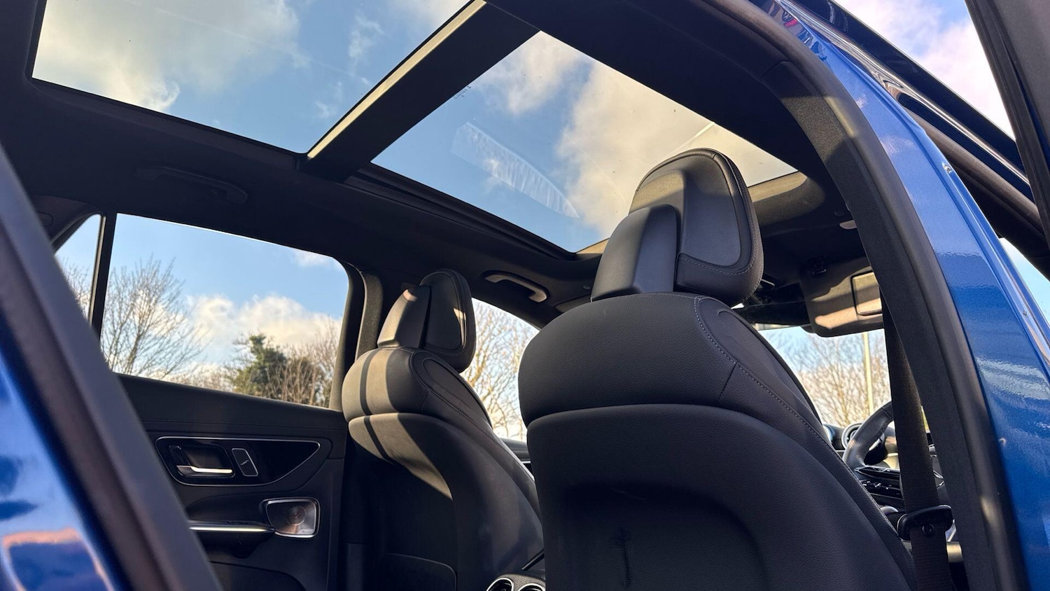 Used Mercedes-Benz GLC 2023 for sale - 76952710: Photo 38