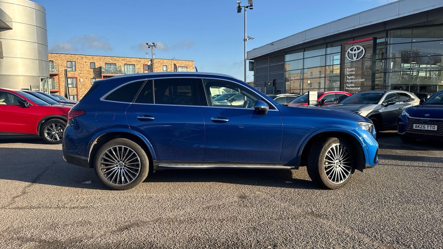 Used Mercedes-Benz GLC 2023 for sale - 76952710: Photo 9