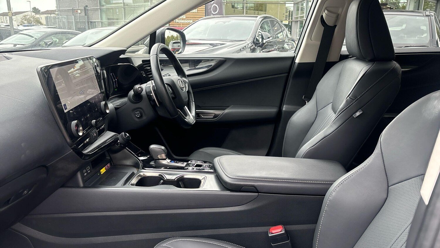 Used Lexus NX 2022 for sale - 75883885: Photo 9