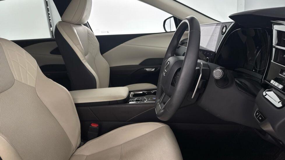 Used Lexus RX 2024 for sale - 77723559: Photo 10