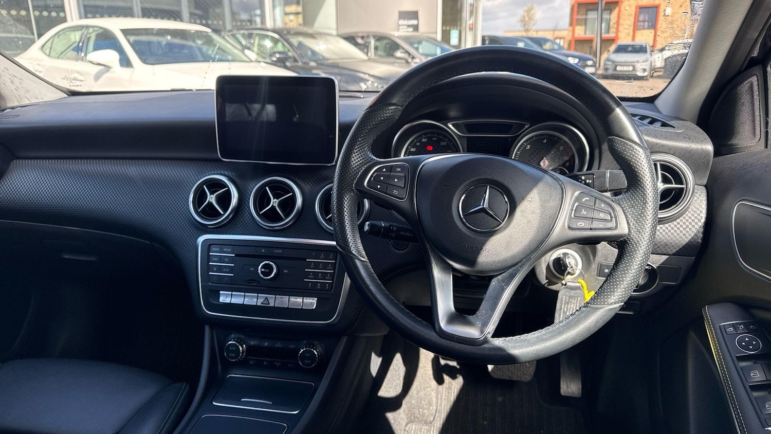 Used Mercedes-Benz A-Class 2015 for sale - 78019649: Photo 10