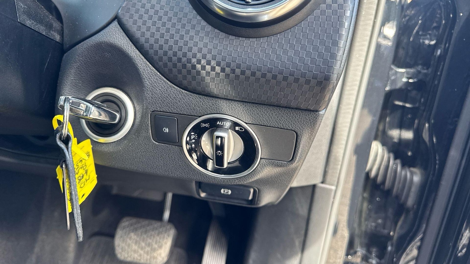 Used Mercedes-Benz A-Class 2015 for sale - 78019649: Photo 18