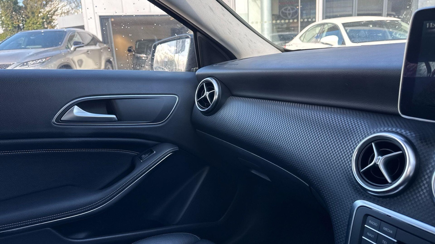 Used Mercedes-Benz A-Class 2015 for sale - 78019649: Photo 9