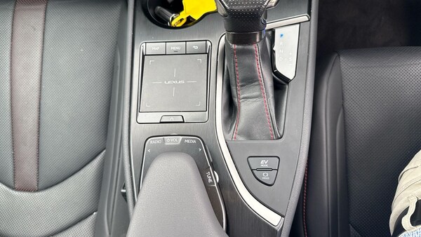 Used Lexus UX 2019 for sale - 76251067: Photo 33
