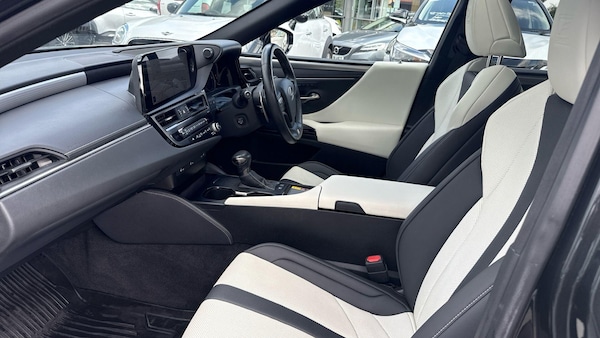 Used Lexus ES 2022 for sale - 75023916: Photo 9