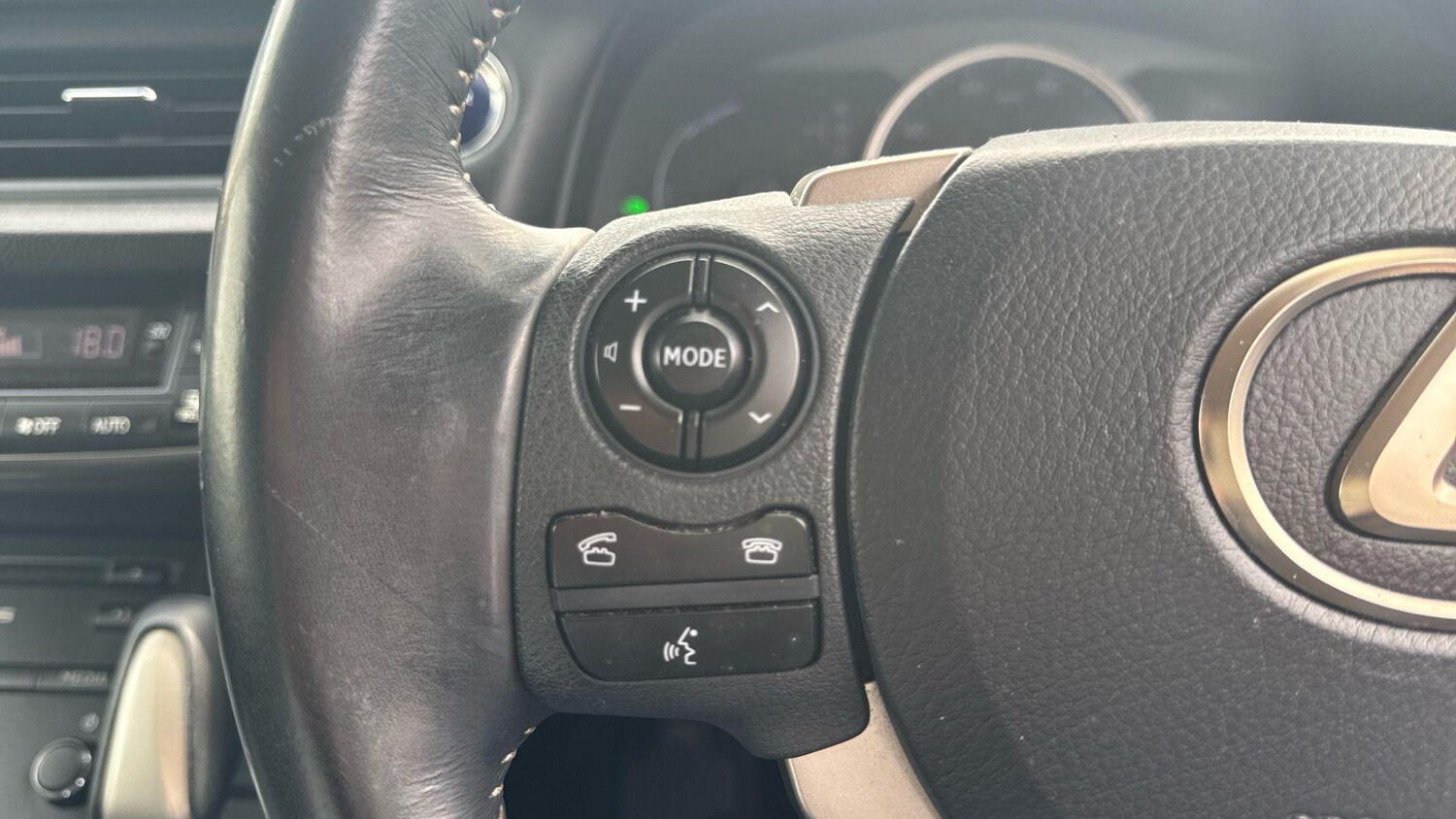 Vehicle 28
