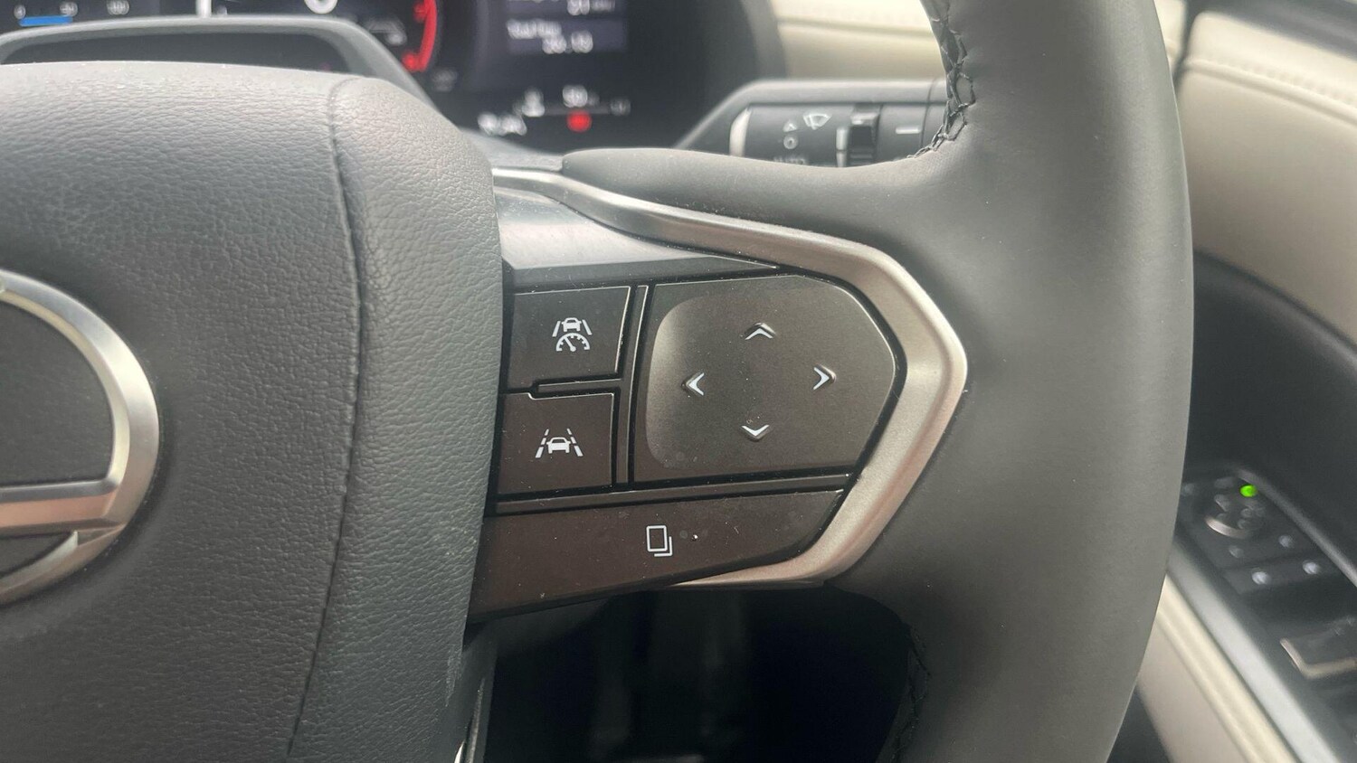 Used Lexus LBX 2024 for sale - 76083844: Photo 23