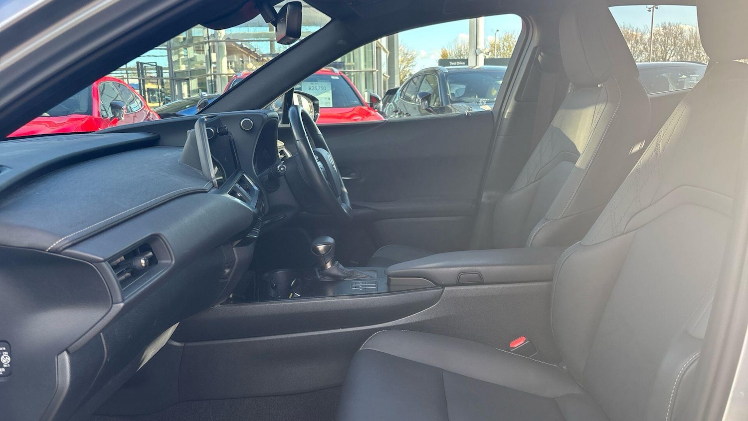 Used Lexus UX 2023 for sale - 76456962: Photo 15