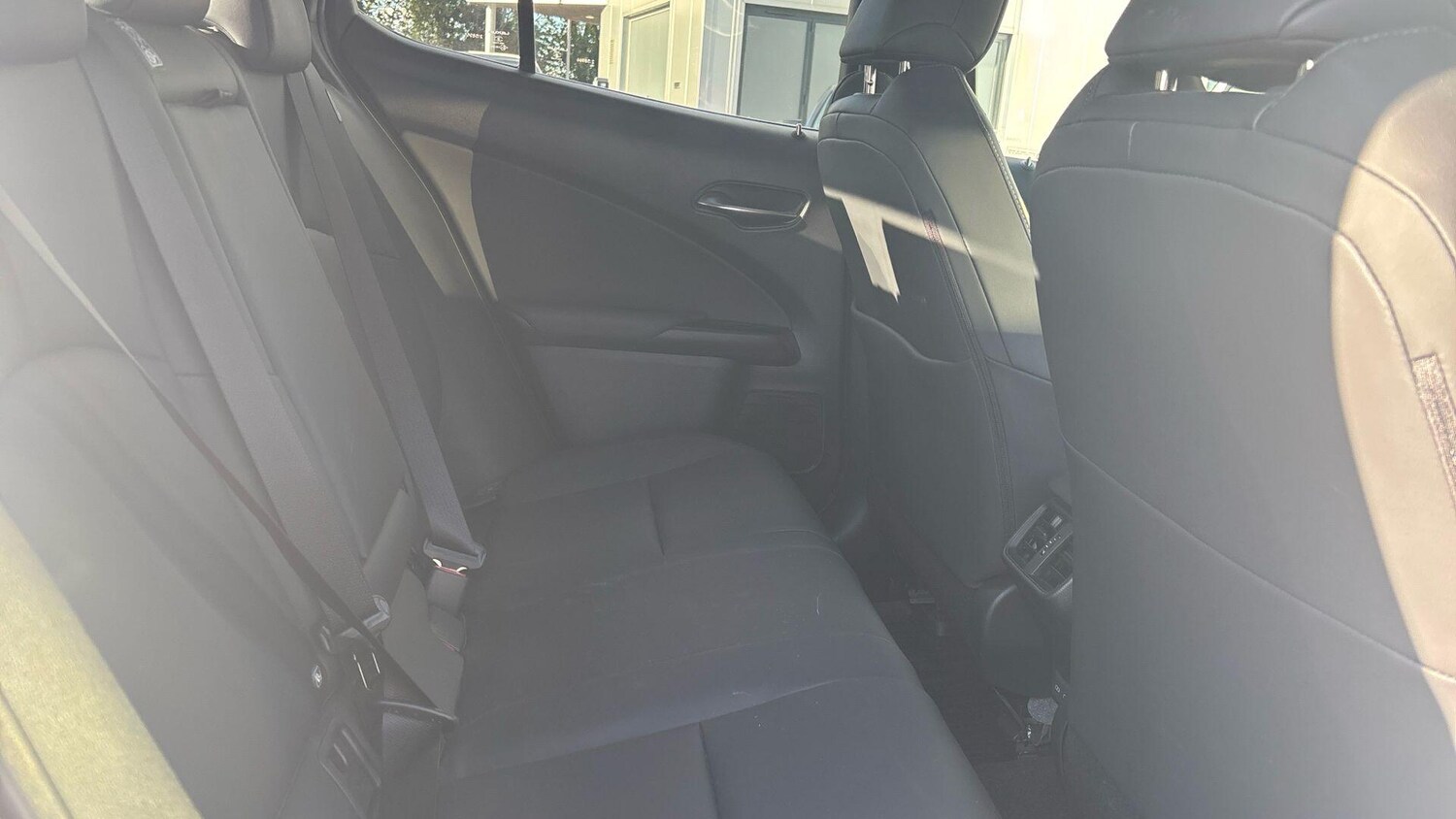 Used Lexus UX 2023 for sale - 76456962: Photo 16