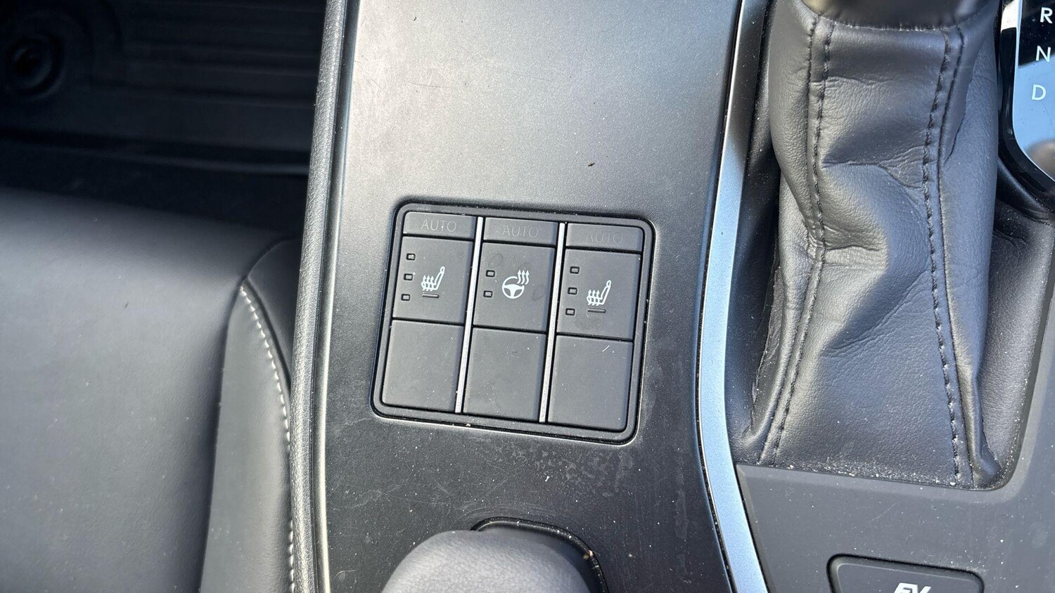 Used Lexus UX 2023 for sale - 76456962: Photo 26