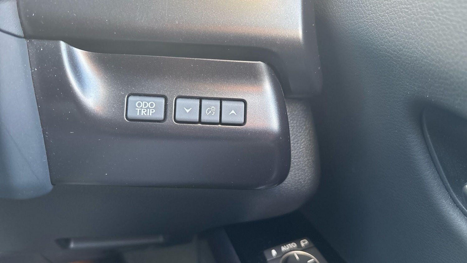 Used Lexus UX 2023 for sale - 76456962: Photo 30