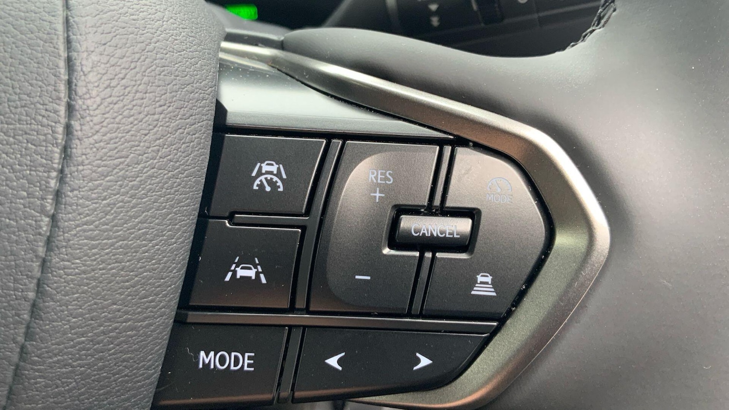 Used Lexus LBX 2025 for sale - 78101179: Photo 30