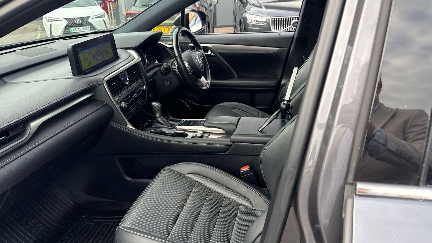 Used Lexus RX 2022 for sale - 76380944: Photo 14
