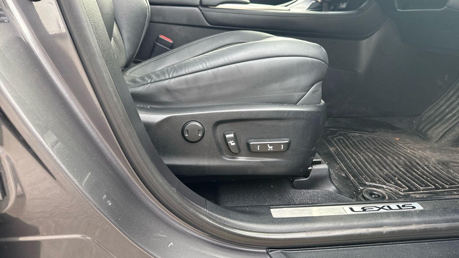 Used Lexus RX 2022 for sale - 76380944: Photo 43