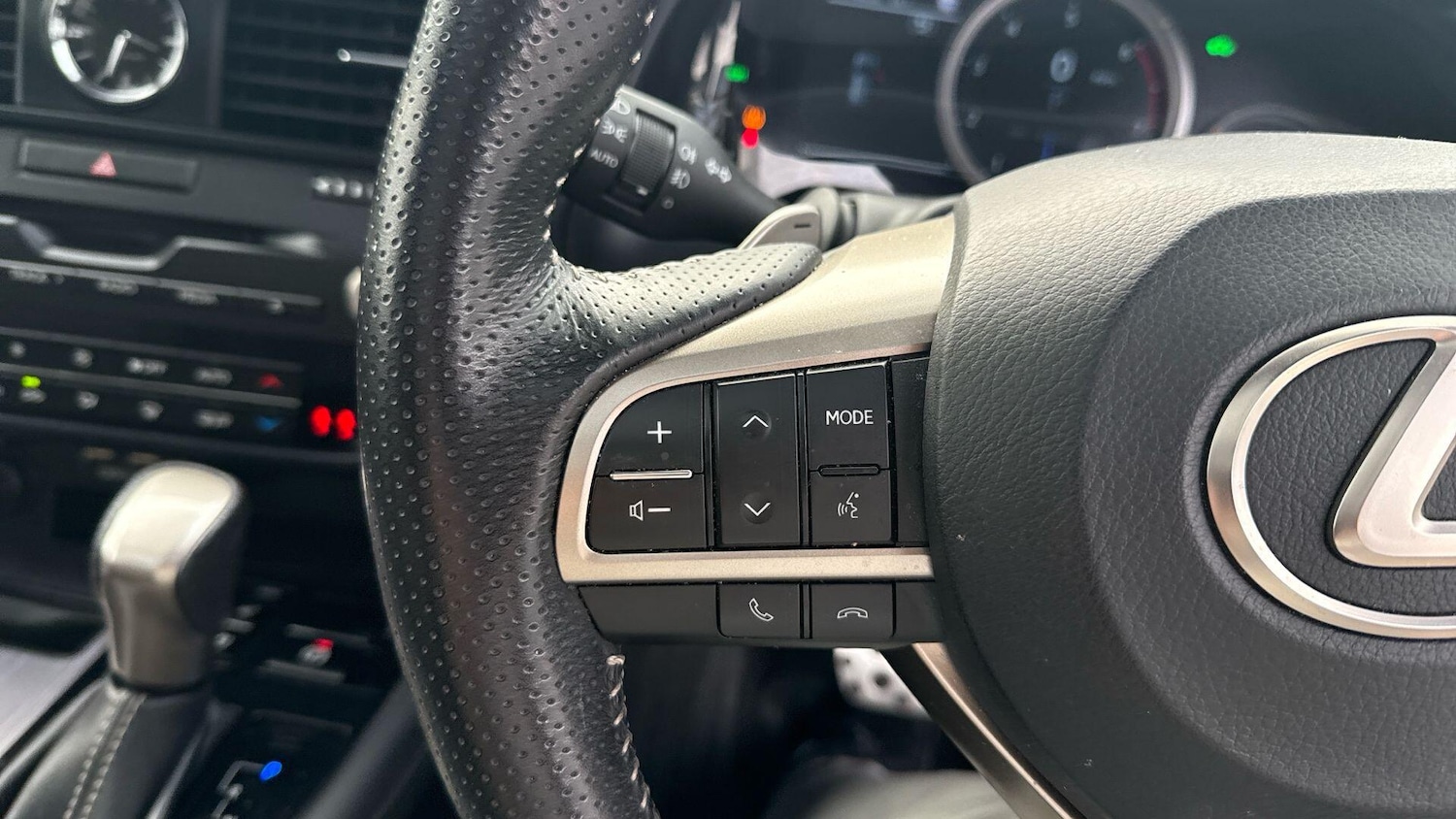 Used Lexus RX 2022 for sale - 76380944: Photo 47