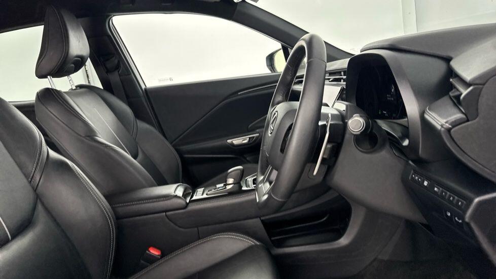 Used Lexus LBX for sale - 77853386: Photo 13