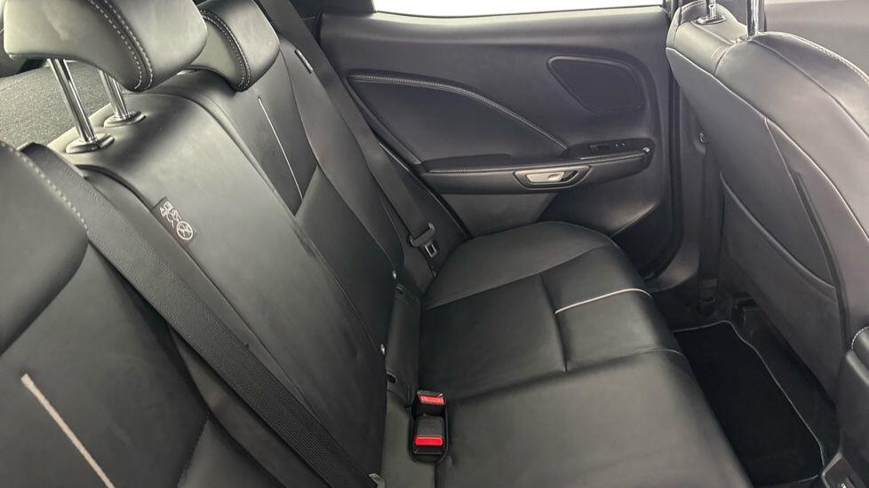 Used Lexus LBX for sale - 77853386: Photo 9