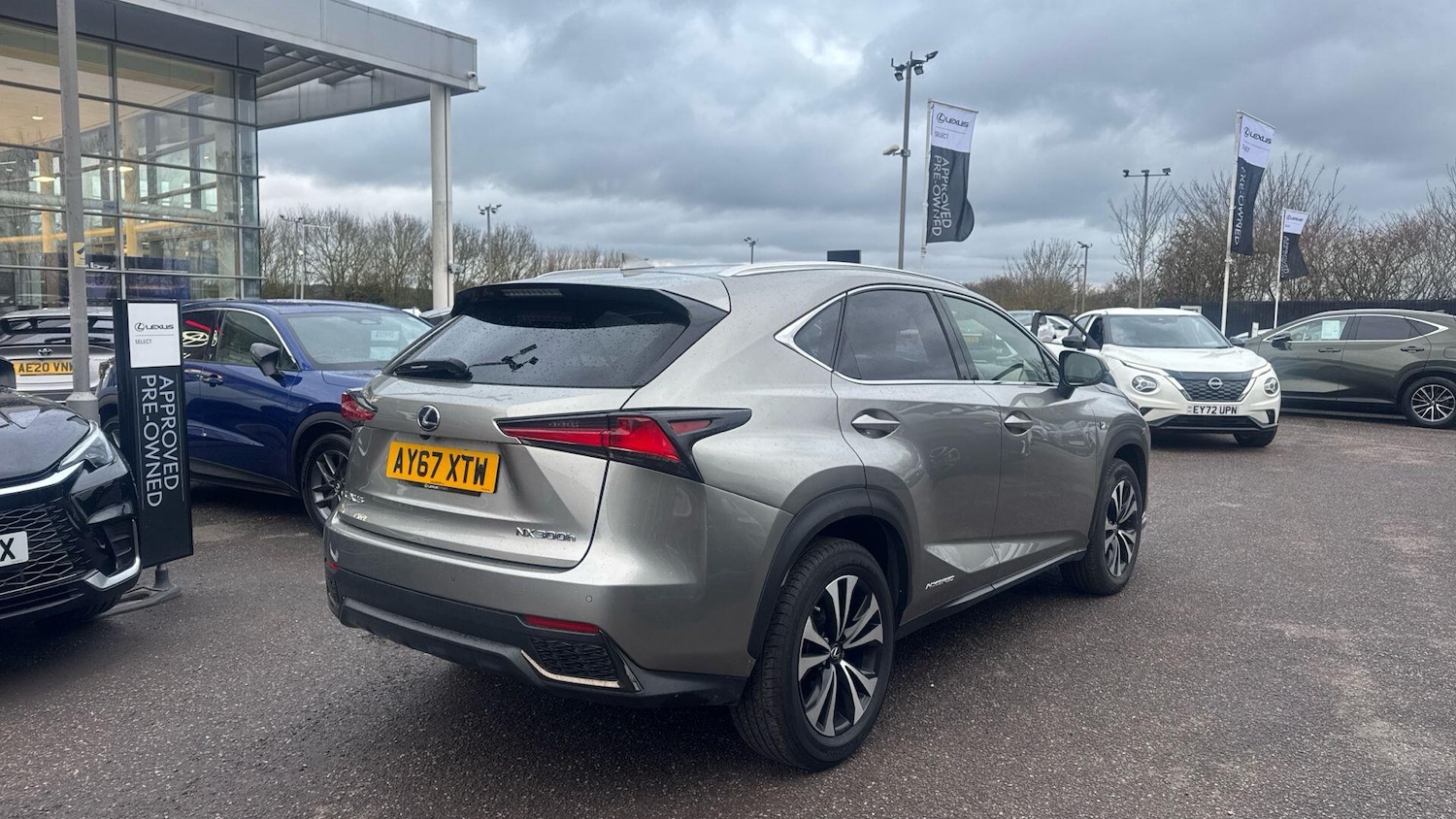 Used Lexus NX 2018 for sale - 77793895: Photo 8