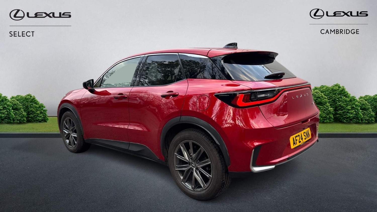 Used Lexus LBX 2024 for sale - 76689015: Photo 2