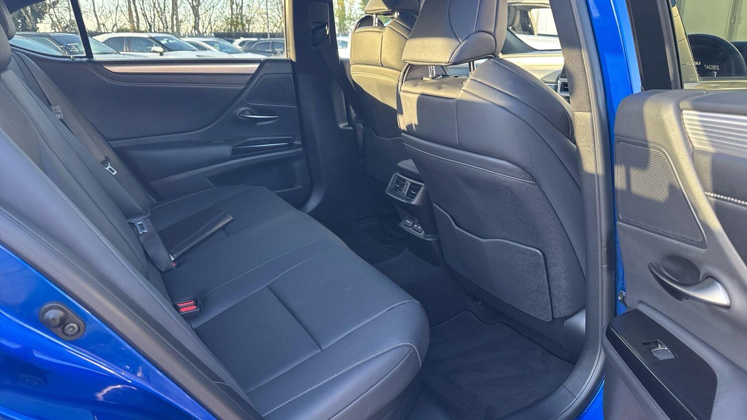 Used Lexus ES 2022 for sale - 76765581: Photo 12