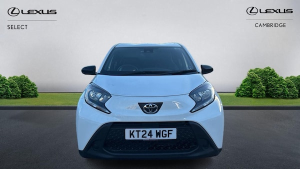 Used Toyota Aygo X 2024 for sale - 76166608: Photo 2