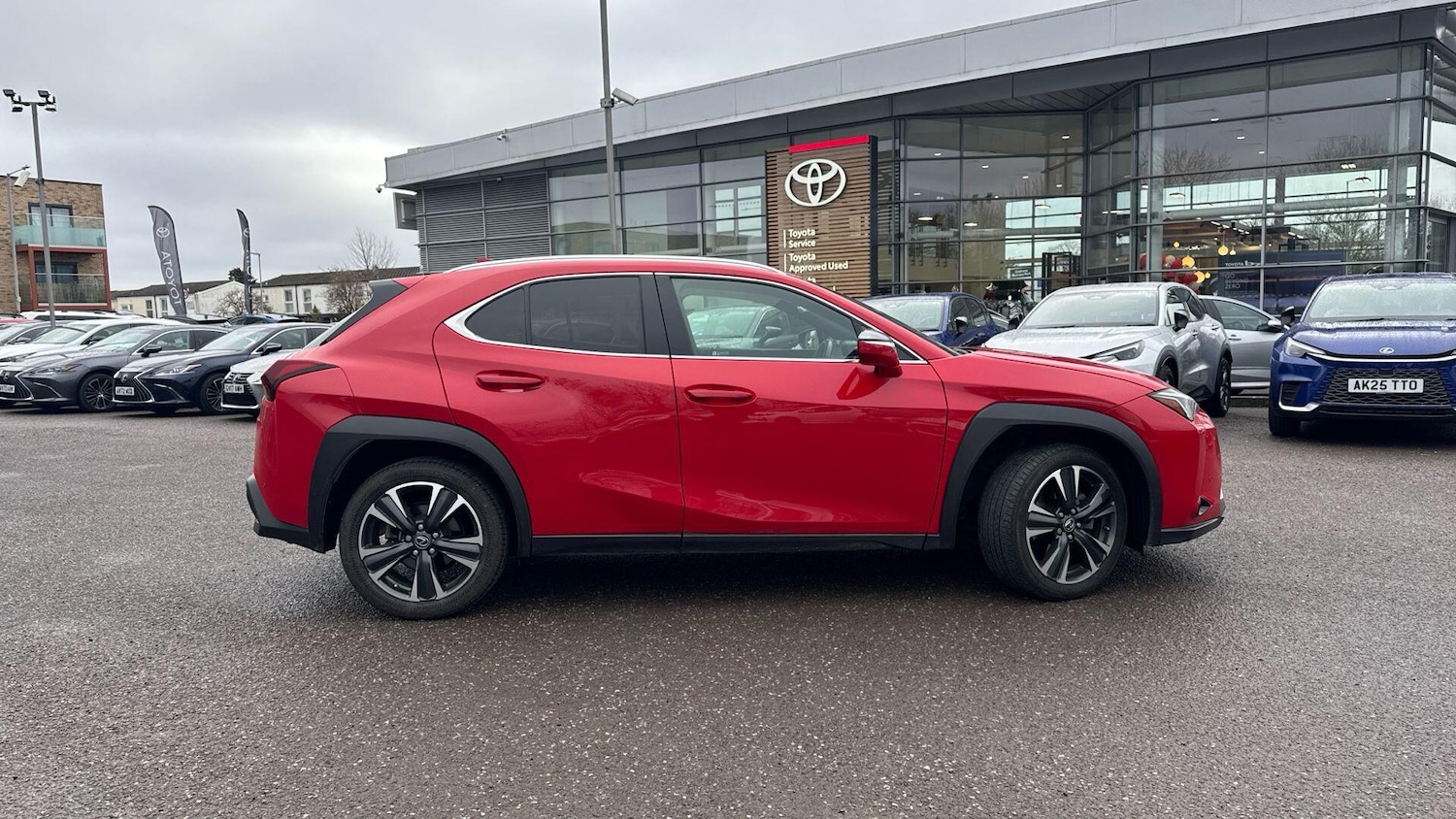 Used Lexus UX 2023 for sale - 77441180: Photo 9