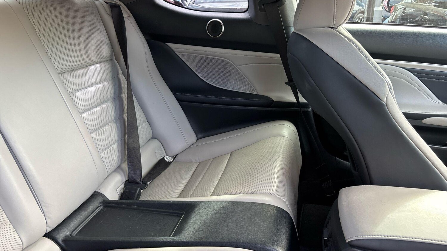 Used Lexus RC 2018 for sale - 76072610: Photo 12